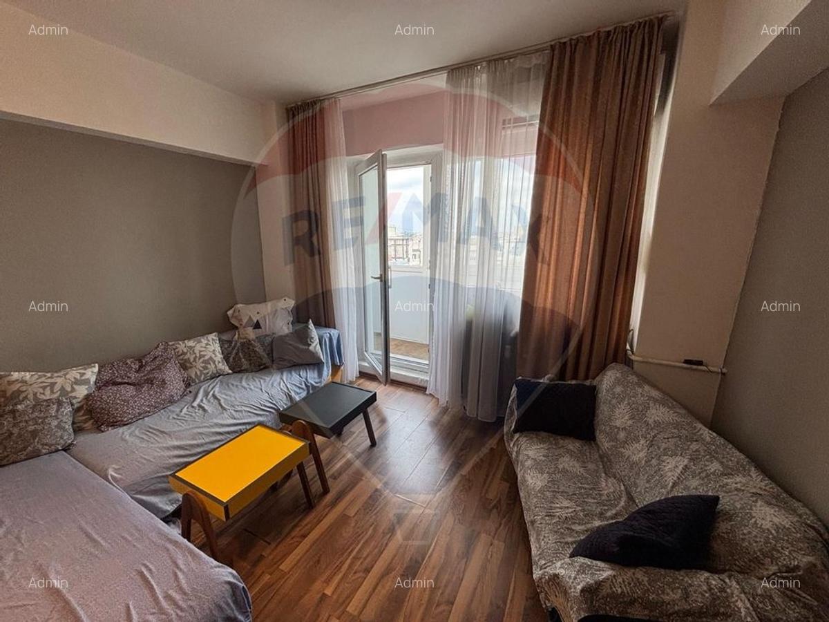 Apartament cu 3 camere de vanzare - Crangasi - 3