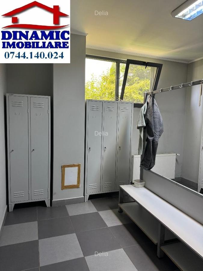 Ansamblu de hale, zona ieșire spre Izvoare. Preț 5 Eur/mp - 9 Ansamblu de hale, zona ieșire spre Izvoare. Preț 5 Eur/mp - 9