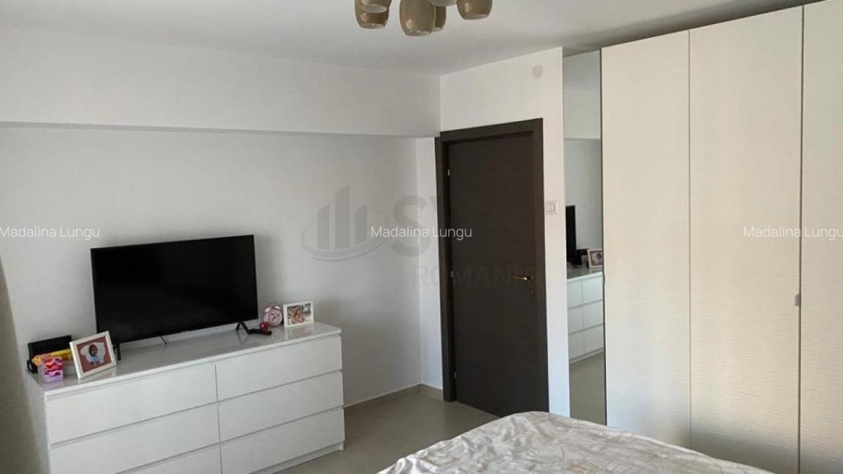 REA1009351 Bulevardul Unirii - apartament 4 camere - 12