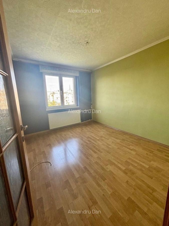 Apartament cu 3 camere semidecomandat în Crângași - 2