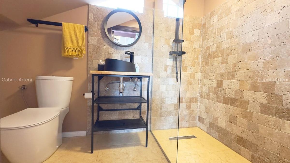 Apartament spatios cu 5 camere, vila 2010! - 8