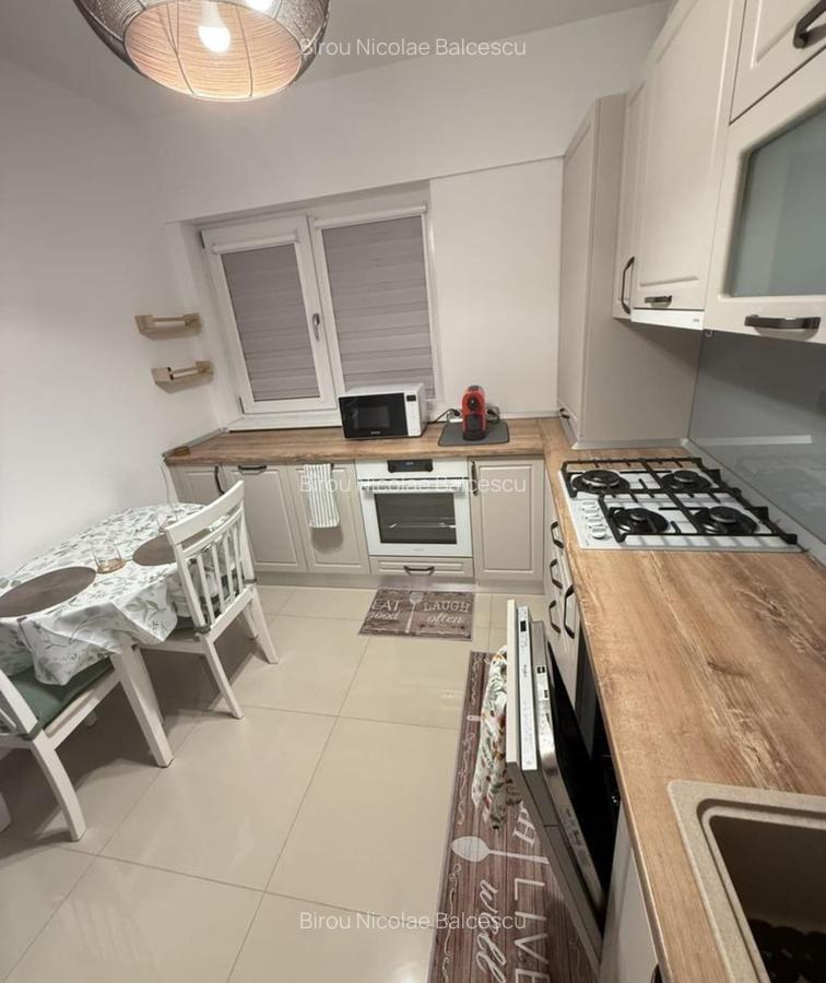 Apartament 3 camere Lux+Loc de parcare in Bloc Nou zona Victoriei - 16