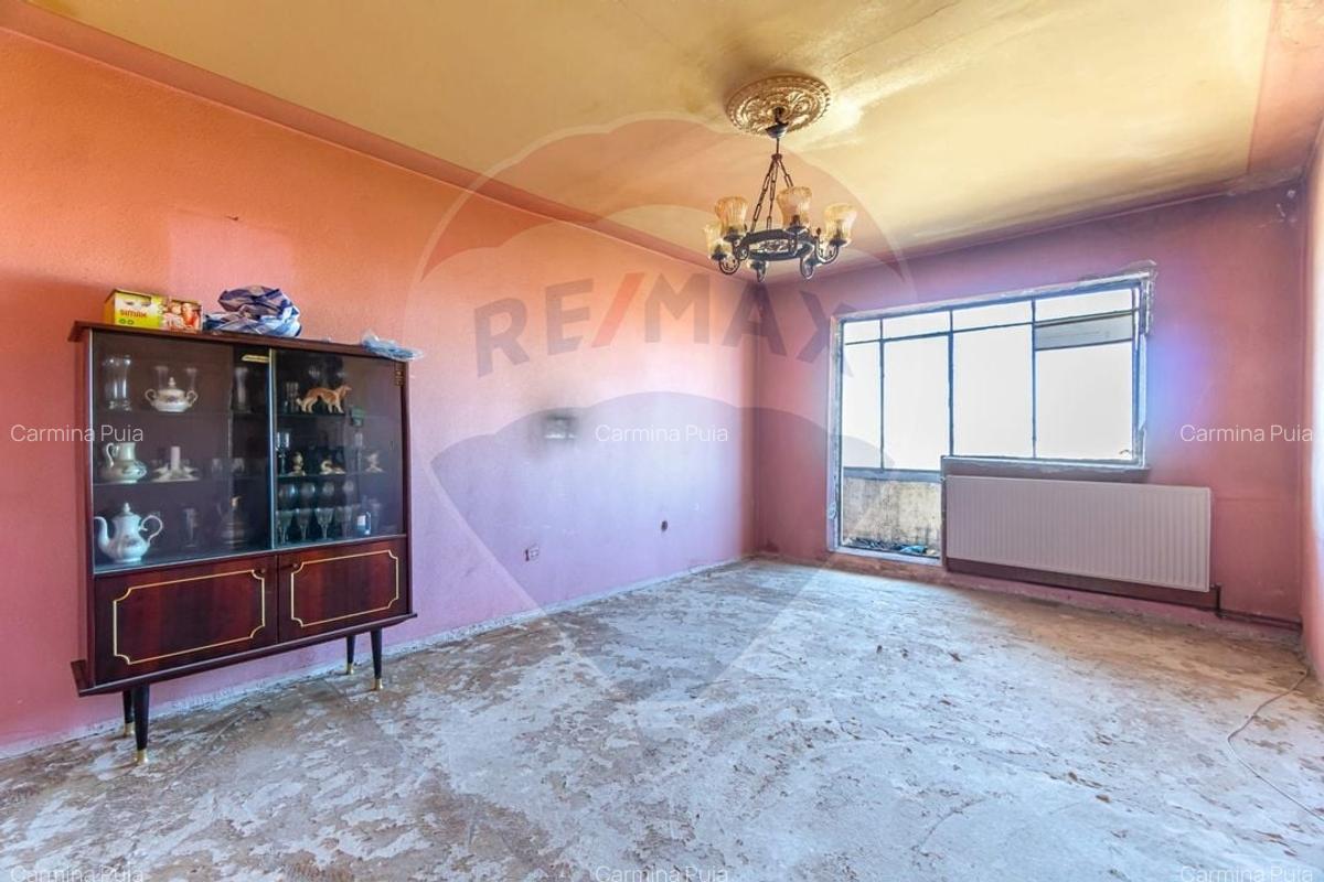 Apartament 2 camere/ 2 balcoane/de renovat-  zona Tractorul! - 10