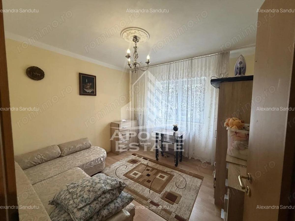 Apartament 3 camere , Centrala Proprie , Lipovei - 3