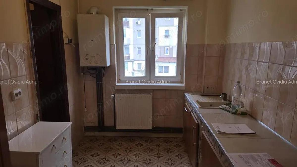 Vand apartament 3 camere cu intrari separate in Deva, zona Minerului, bloc de 4 etaje de caramida, - 10