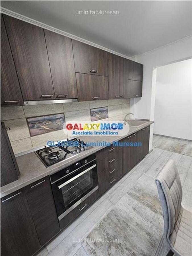 Inchiriere apartament 3 camere semidecomandat Targoviste Micro 11 - 13