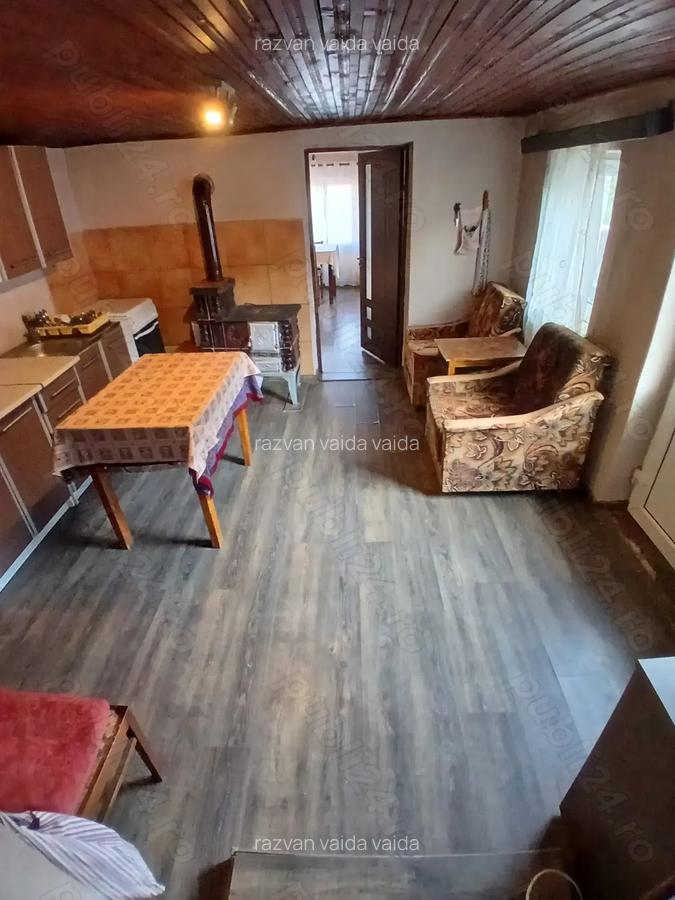 Vand casa Husasau de cris 12 km Oradea - 2