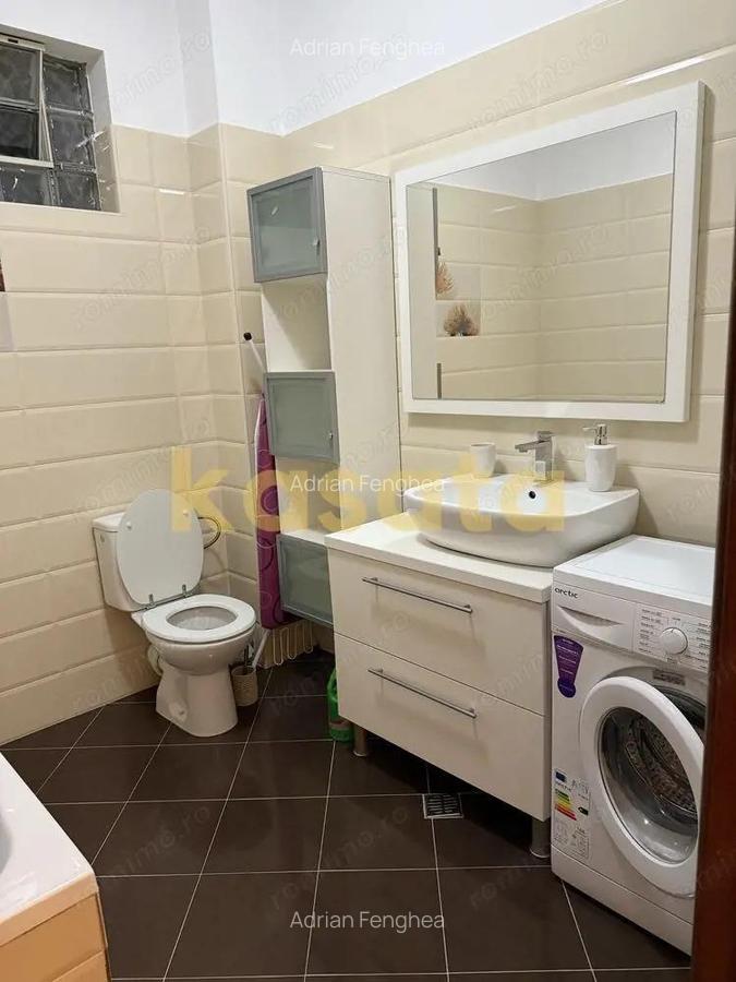 Garsoniera spa?ioasa de inchiriat Bucure?tii Noi / Damaroaia - 5