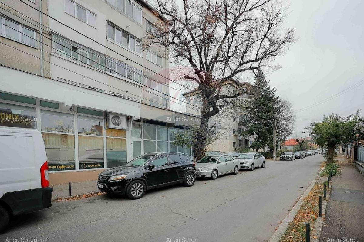 Spatiu comercial de 56mp de vanzare in zona Rogerius - 13
