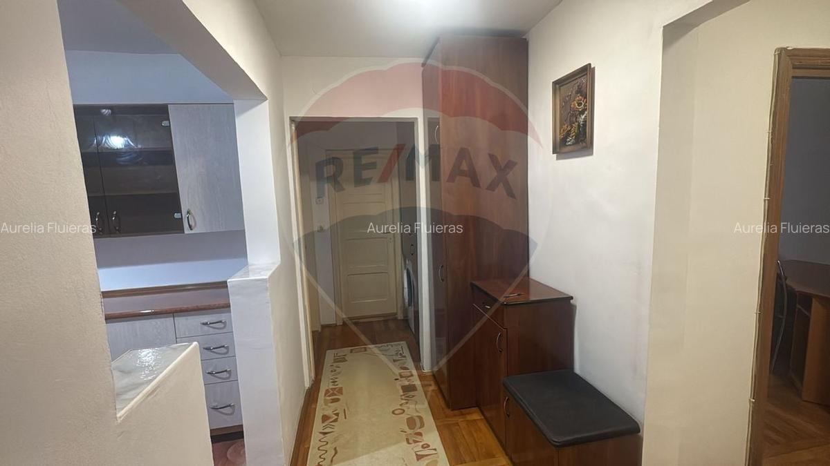 Apartament cu 3 camere de inchiriat in zona Rogerius - 4