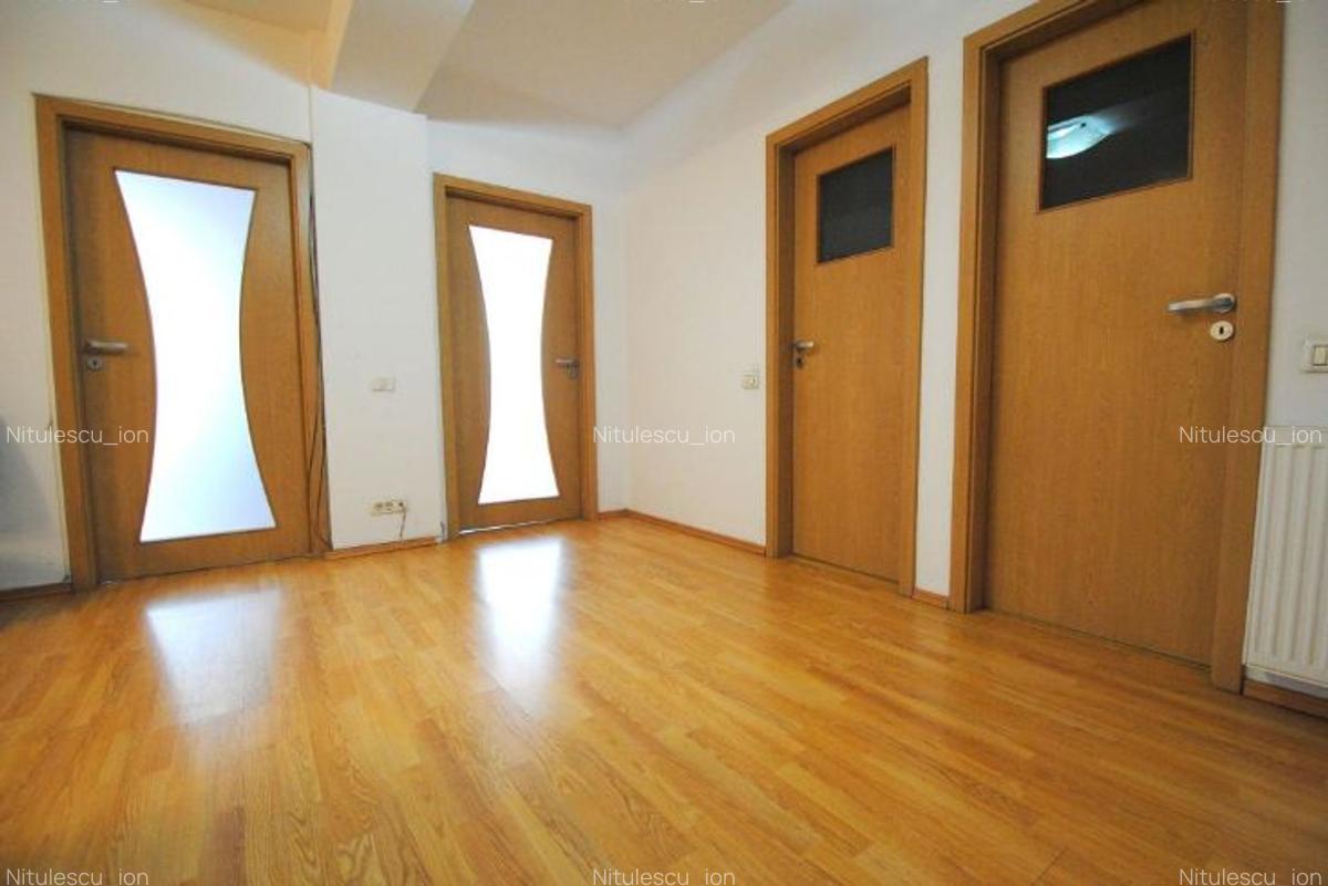 Proprietar inchiriez birou 70 mp - 1