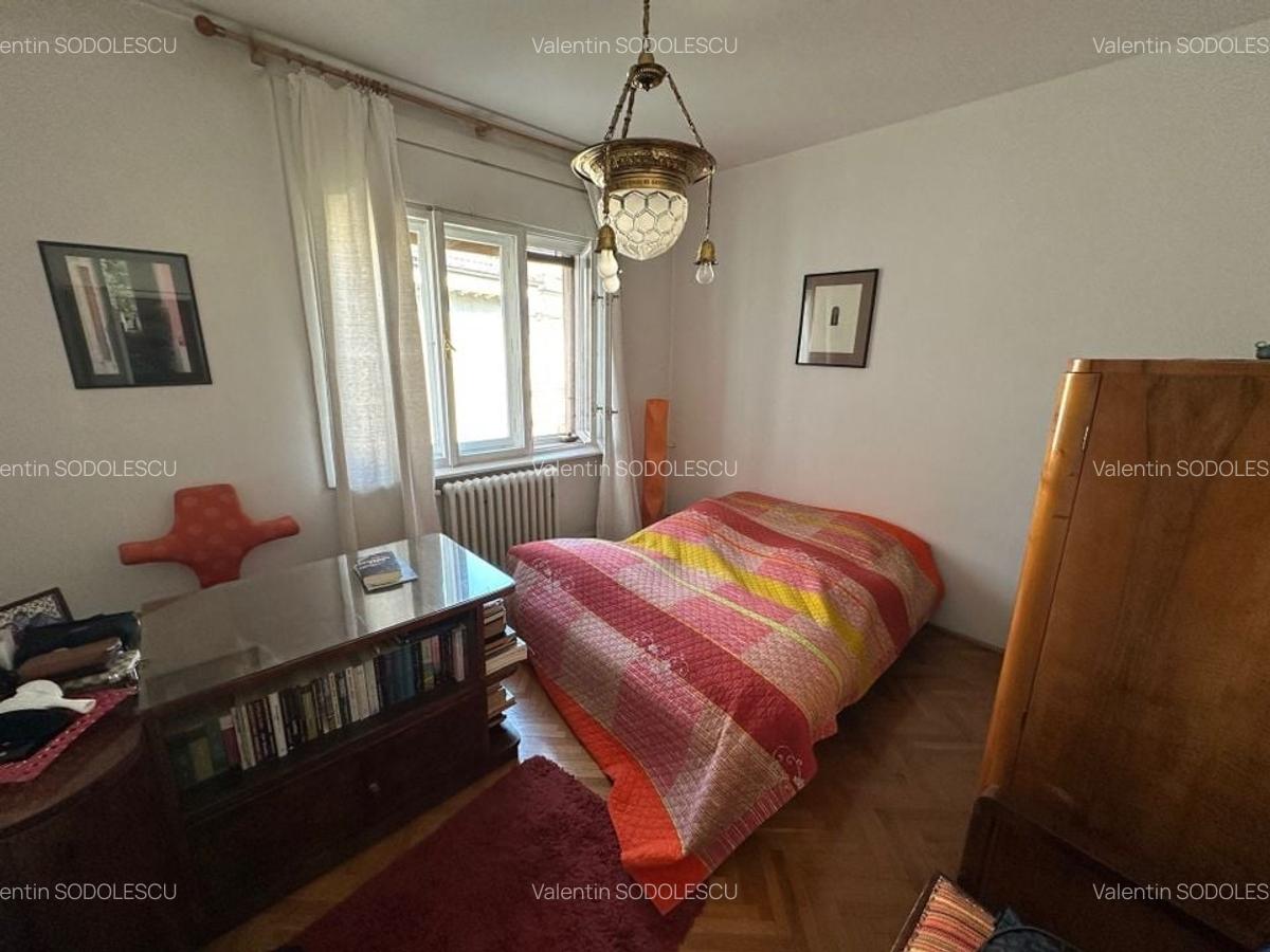 Apartament 5 camere in imobil tip asociatie zona Centrala - 18