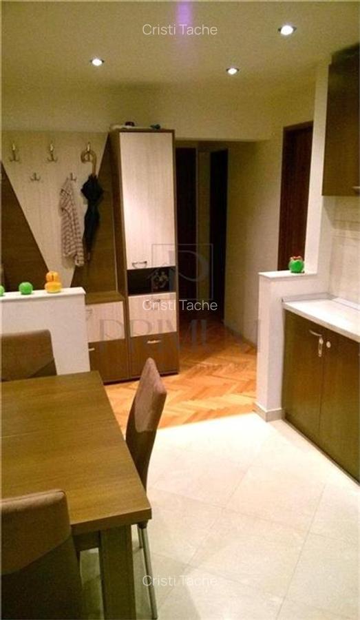 BUCOVINA - 3 camere - 2 bai - 2 balcoane - clima - decomandat - ETAJ 3 - 2
