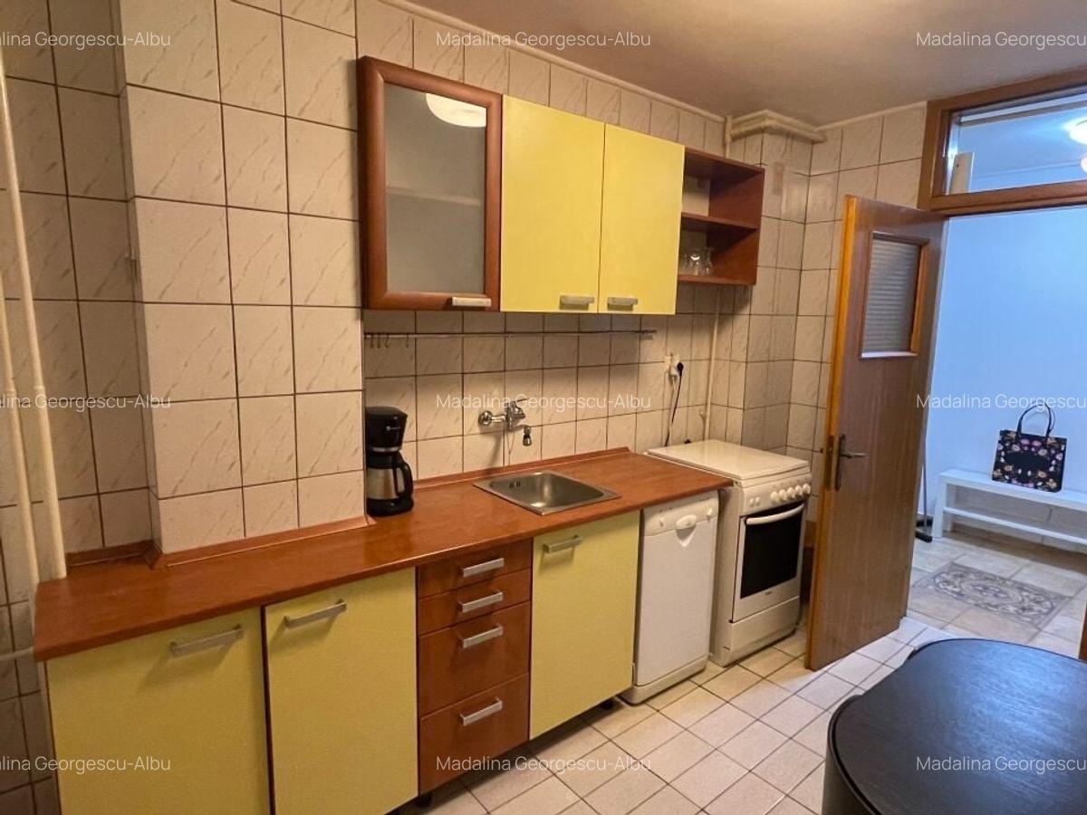 Garsonieră decomandată în Unirii - 13
