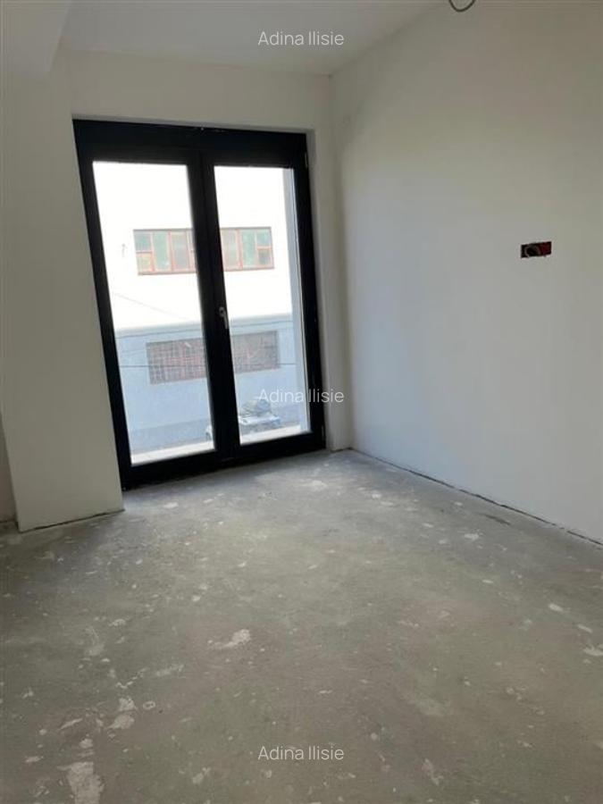 Apartament cu 3 camere decomandat în Central - 10