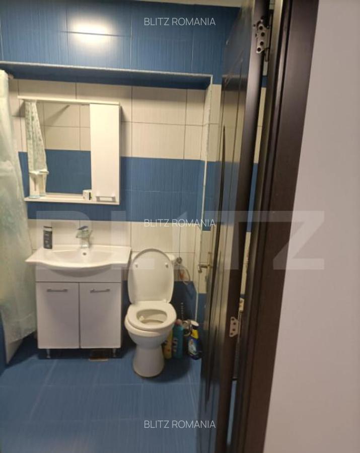 Apartament decomandat, 38 mp, etaj intermediar, zona Sub Cet - 8