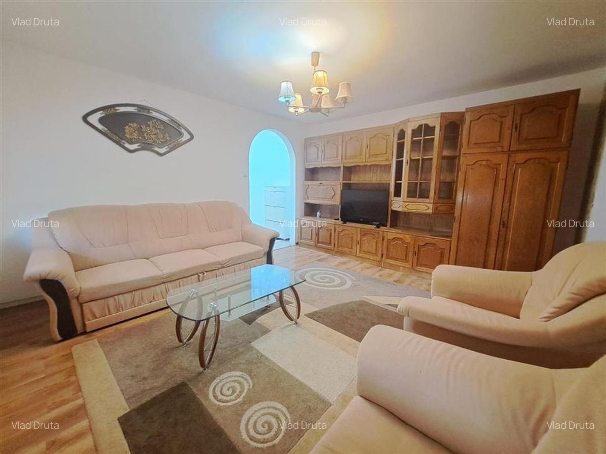 Apartament cu 3 camere decomandat în Central - 14