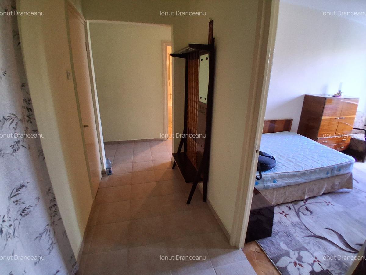GARA CARREFOUR MARKET 2 CAMERE DECOMANDAT 54 MP  LIBER   COD 159463 - 5
