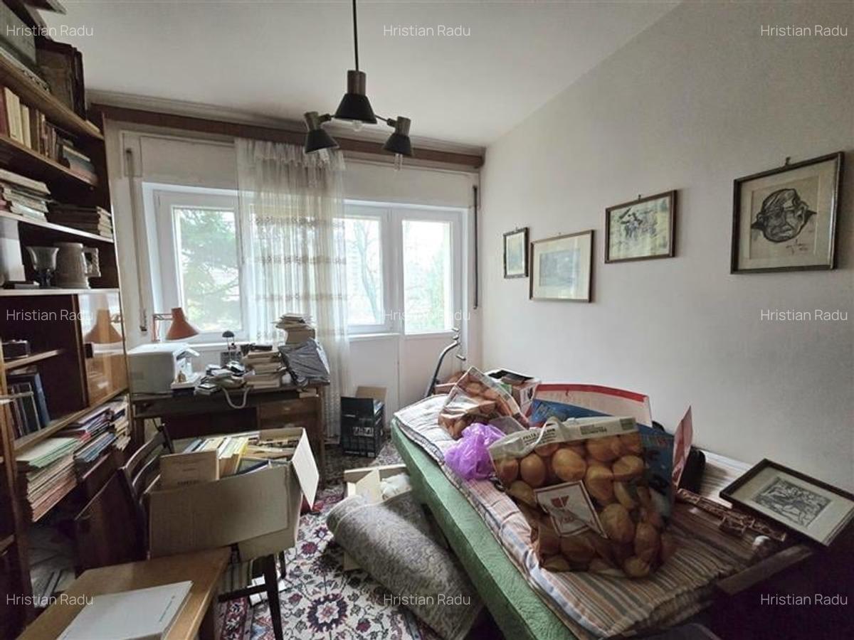 OCAZIE RARA! AP.4 CAM.DECOM.ET2/3 GARAJ SI BOXA SECTOR 1 PAJURA - 12