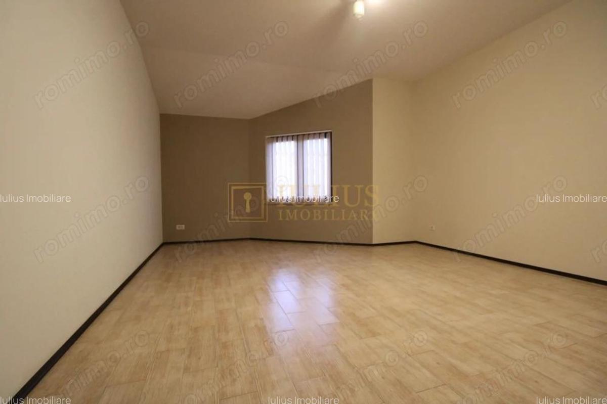 Zona Cetatii; 6 incaperi, ideal pentru sediu firma. - 6