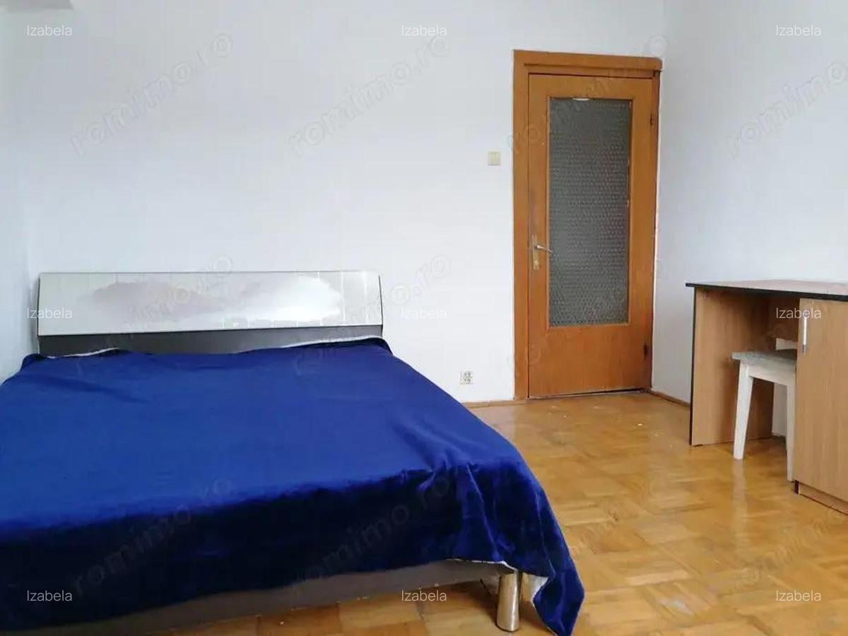 Oferim garsoniera langa Mall Vitan - 1