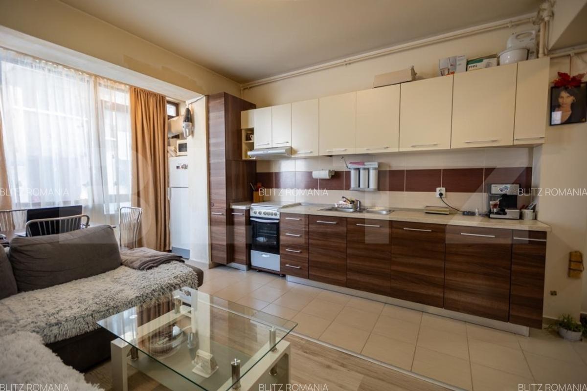 Apartament cu 3 camere, 53 mp, 2 balcoane, parcare, zona Salaj - 4