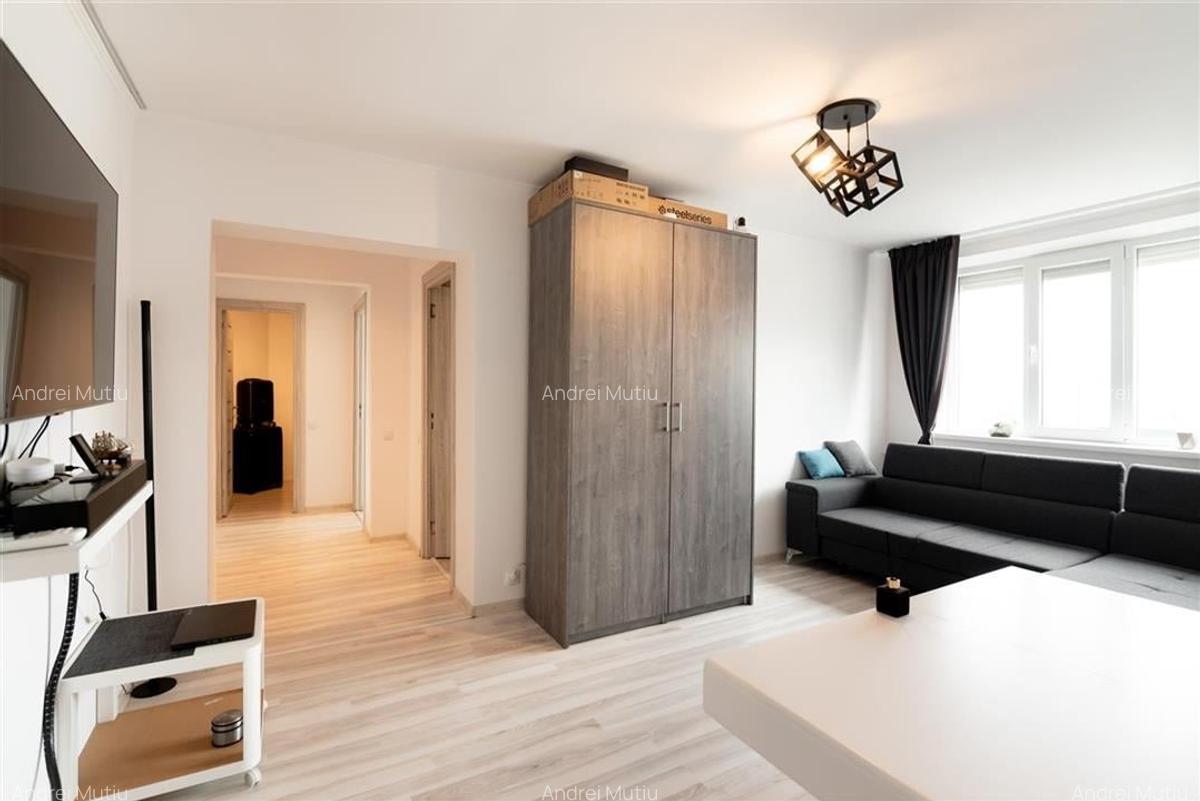 Apartament cu 4 camere decomandat în Nufărul - 20