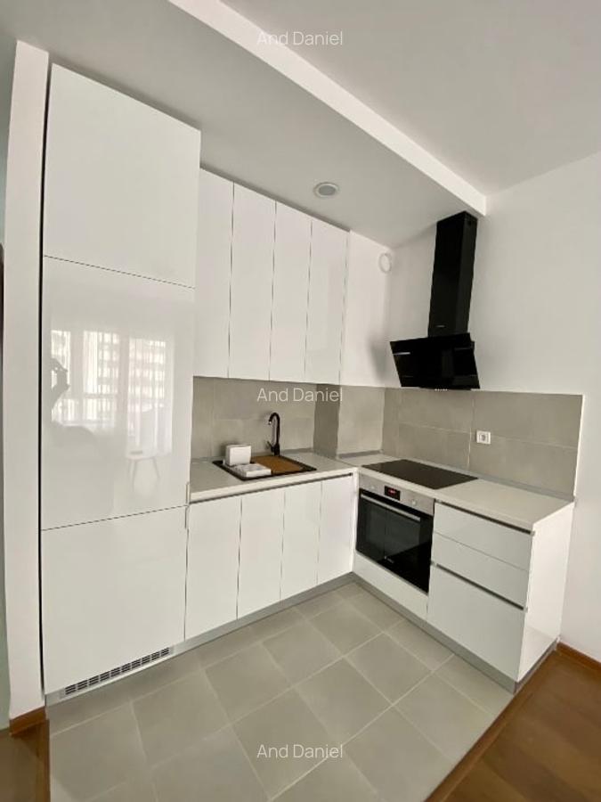 Proprietar vând ap 2  camere Mihai bravu - 7