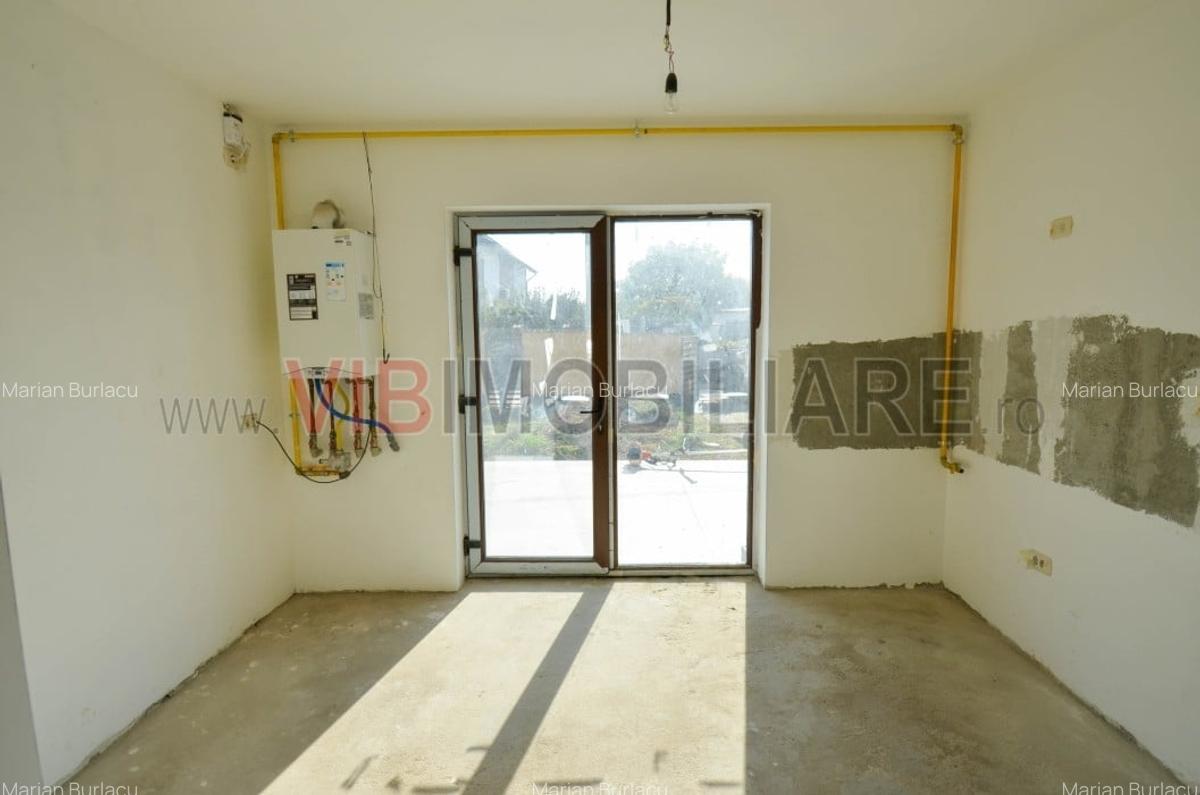 Casă P+1+M la alb în Clinceni, Str. Sabarului - 5