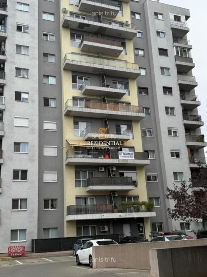 Titan 3 minute metrou bloc nou parcare - 2