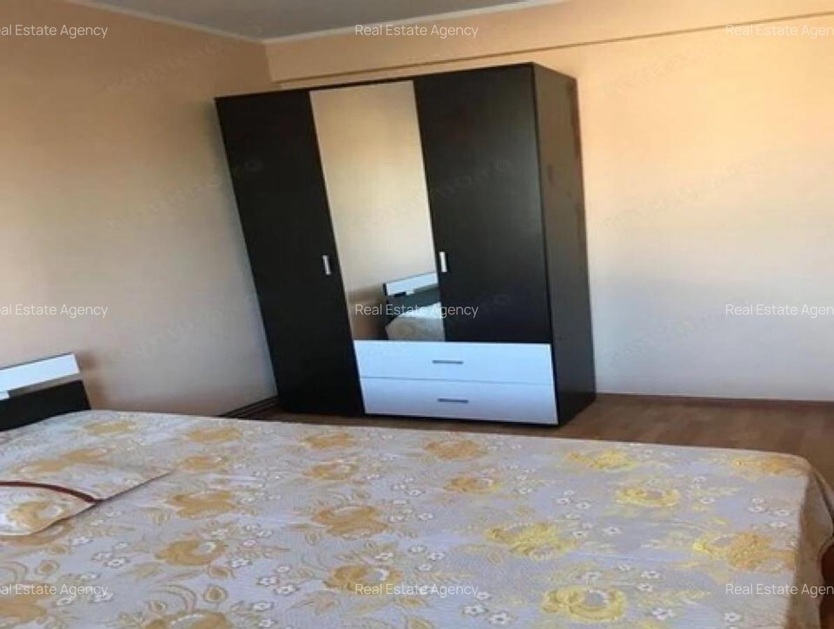 2 camere in zona Blascovici - 13