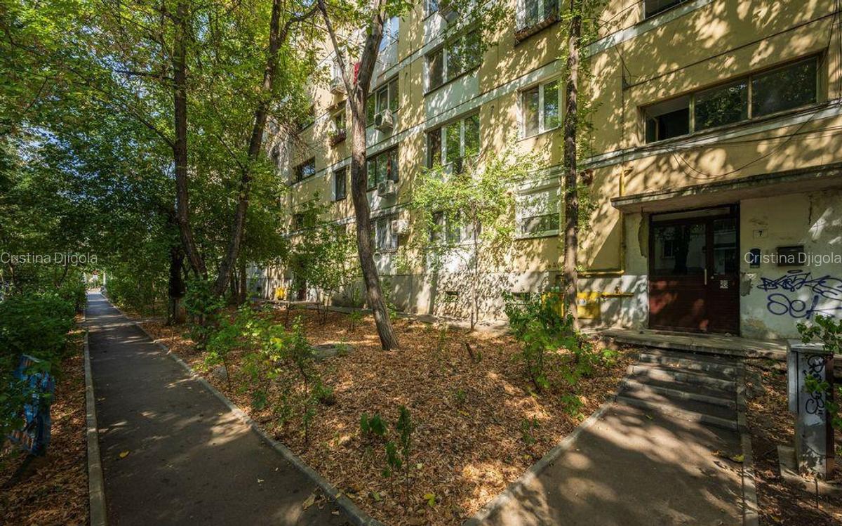 Apart.3 cam. decoman. Parter/4+renovat total+centrala ! D... - 2
