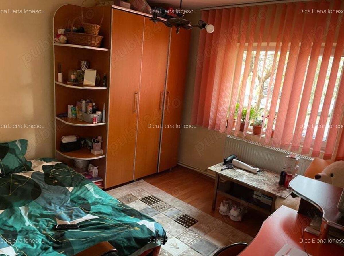 Apartament de vanzare - 5