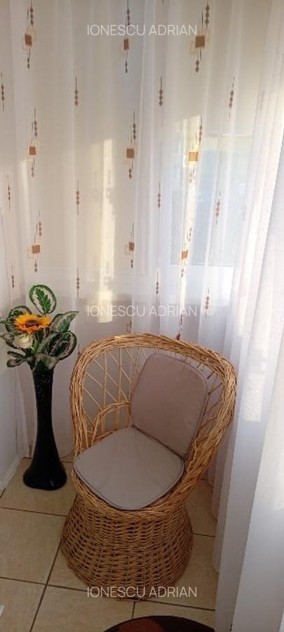 Direct proprietar – Apartament mobilat, vedere sud – Zărnești, 69.900 € - 8
