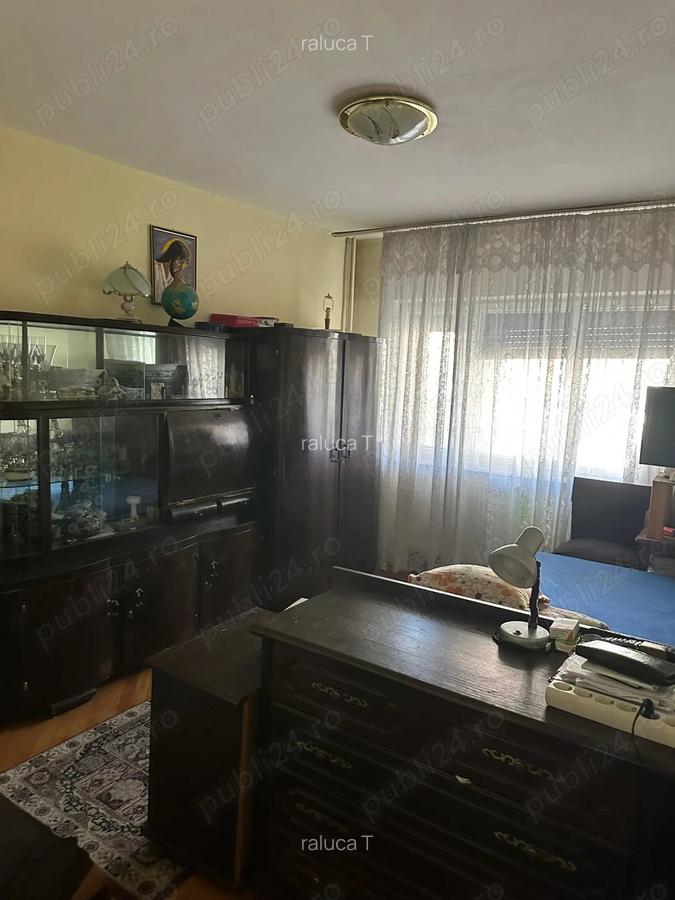 Apartament ultracentral, 4 camere decomandat (Str. Ion Creanga) - 3