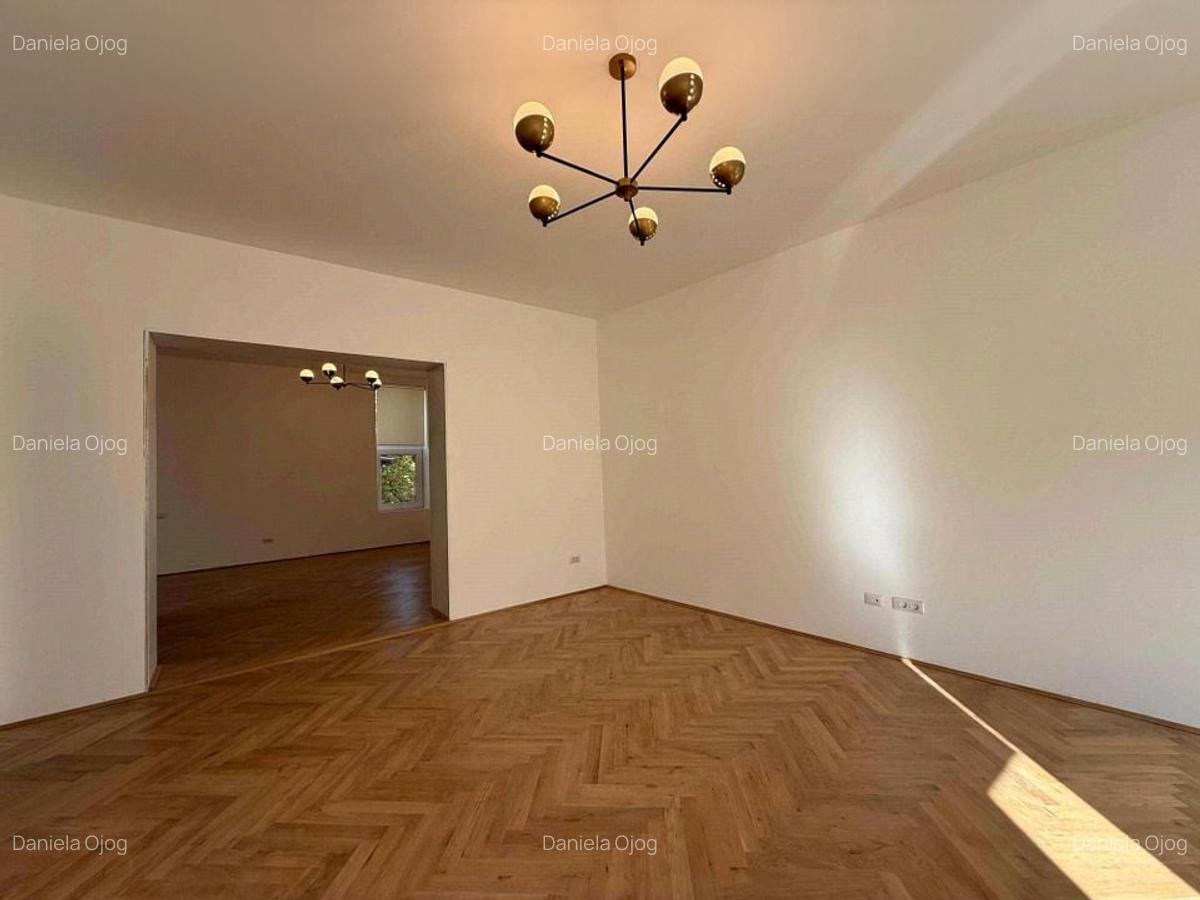 Vilă elegant renovata pentru business de prestigiu - 6