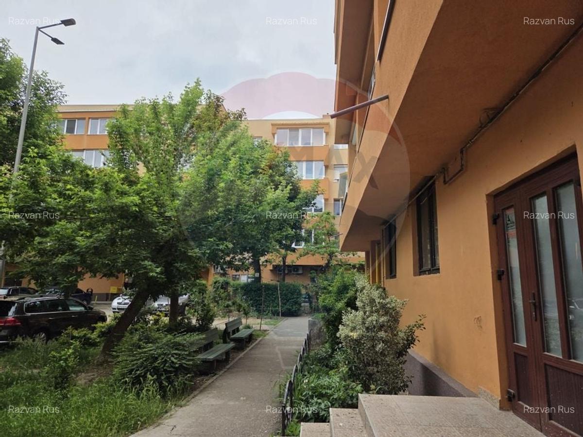 Apartament cu 3 camere in centru orasului Salonta - 19