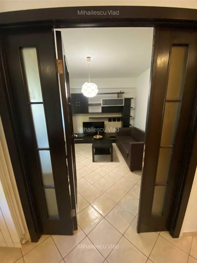 Apartament cu 2 camere decomandat în 13 Septembrie - 7