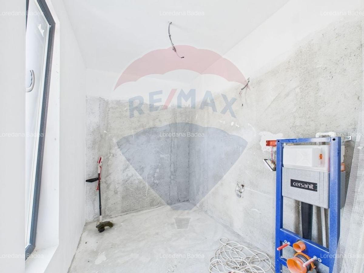 Vila cu 4 camere de vanzare- Darza -Crevedia - 13
