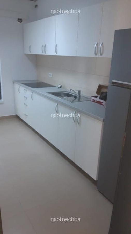 2 spatii de inchiriat - 7