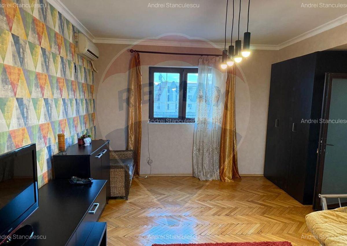 VANZARE Garsoniera cu terasa de 50mp in zona Ultracentral... - 9