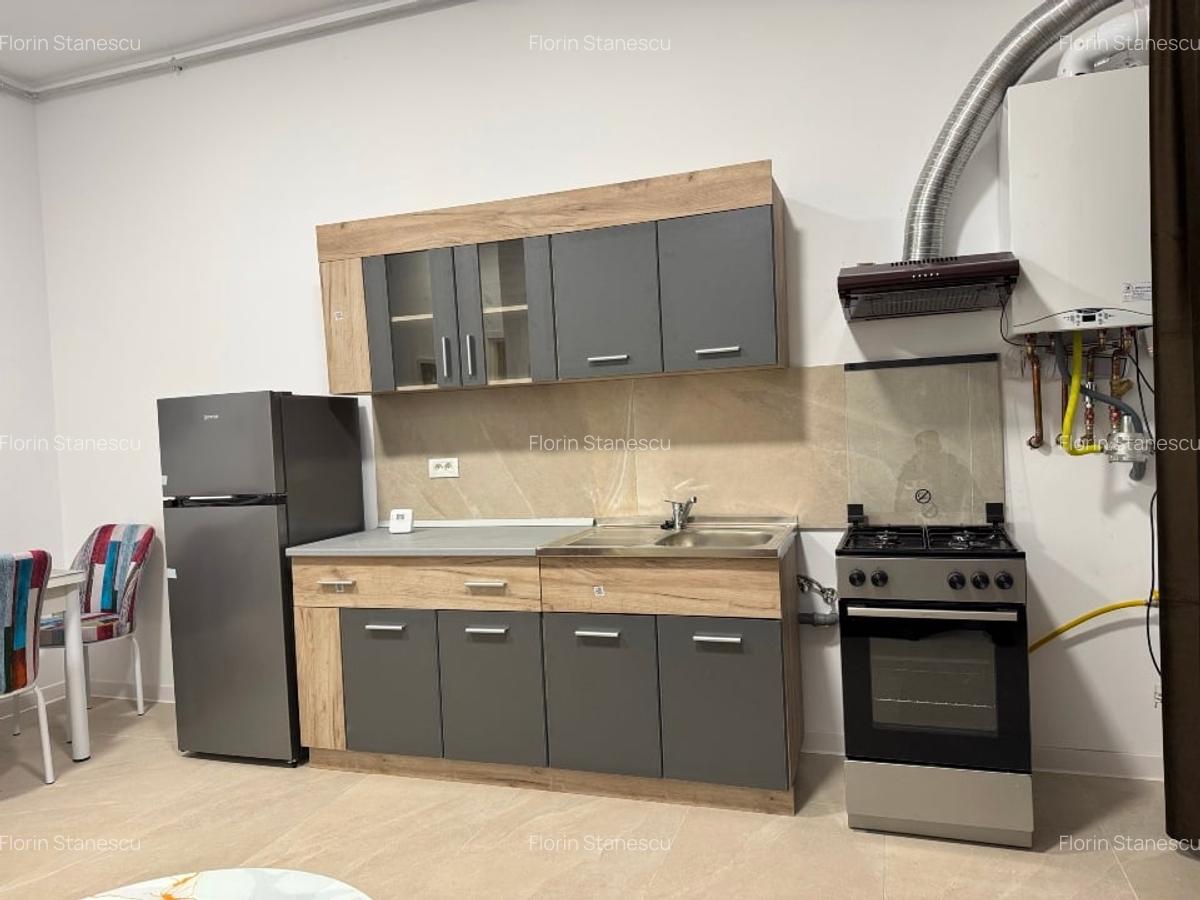 Proprietar, ofer spre inchiriere apartament cu 2 camere, in bloc nou - 4