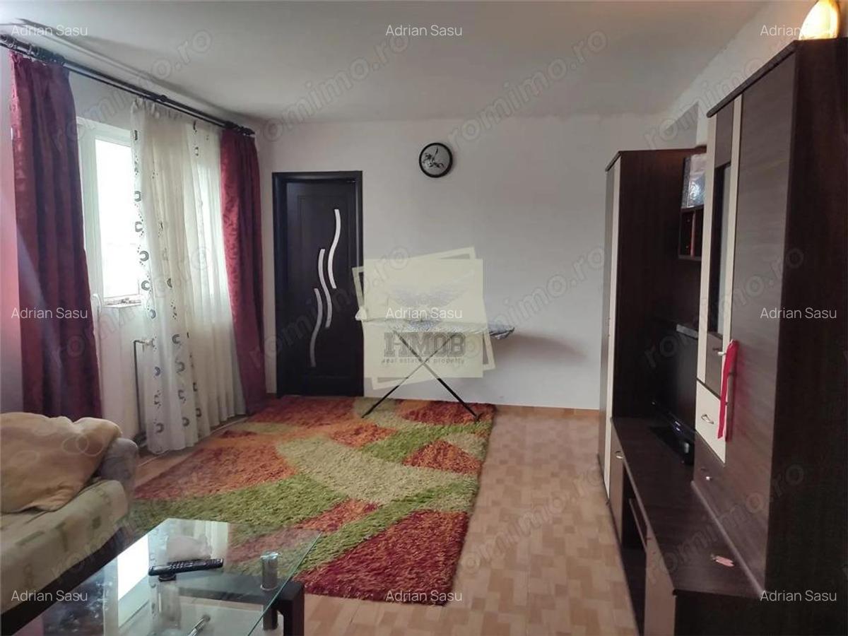 Apartament cu 4 camere 2 balcoane si baie cu fereastra pe Mihai Viteazu - 4