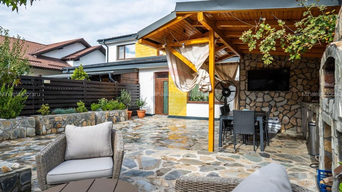 Vanzare - vila 4 camere de complet mobilata, str. Caisului - Dobroesti - 37