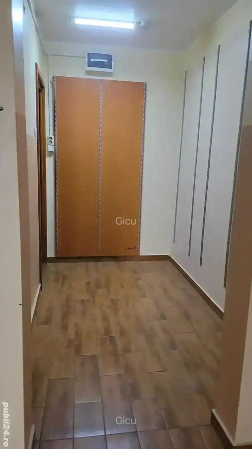 Spatiu comercial - 3