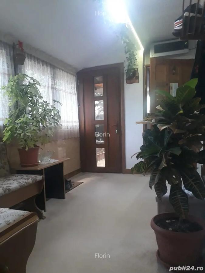 Vand casa consolidata si renovata locuibila in Scrovistea - 3