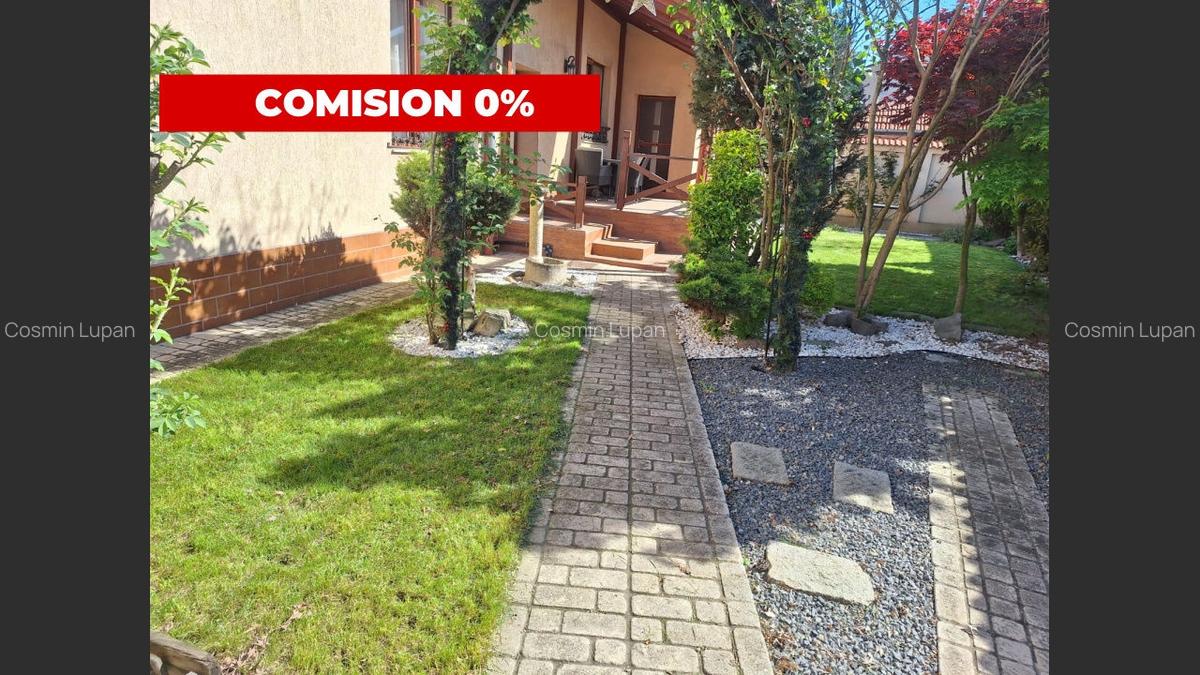 Casa, singur in curte, cu acces auto, ultracentral, Oradea - 1