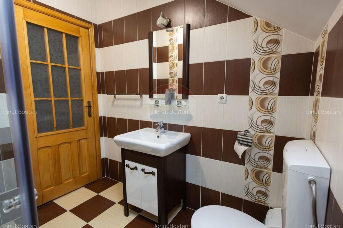 Casa spatioasa de vanzare - 34