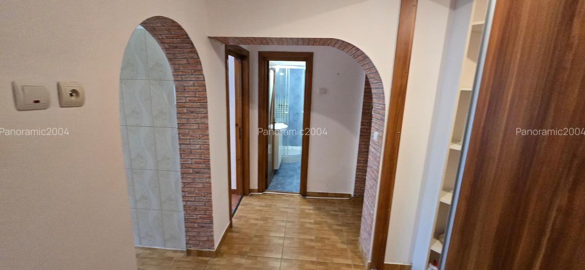2 camere de vanzare , etaj superior, central  Focsani - 22