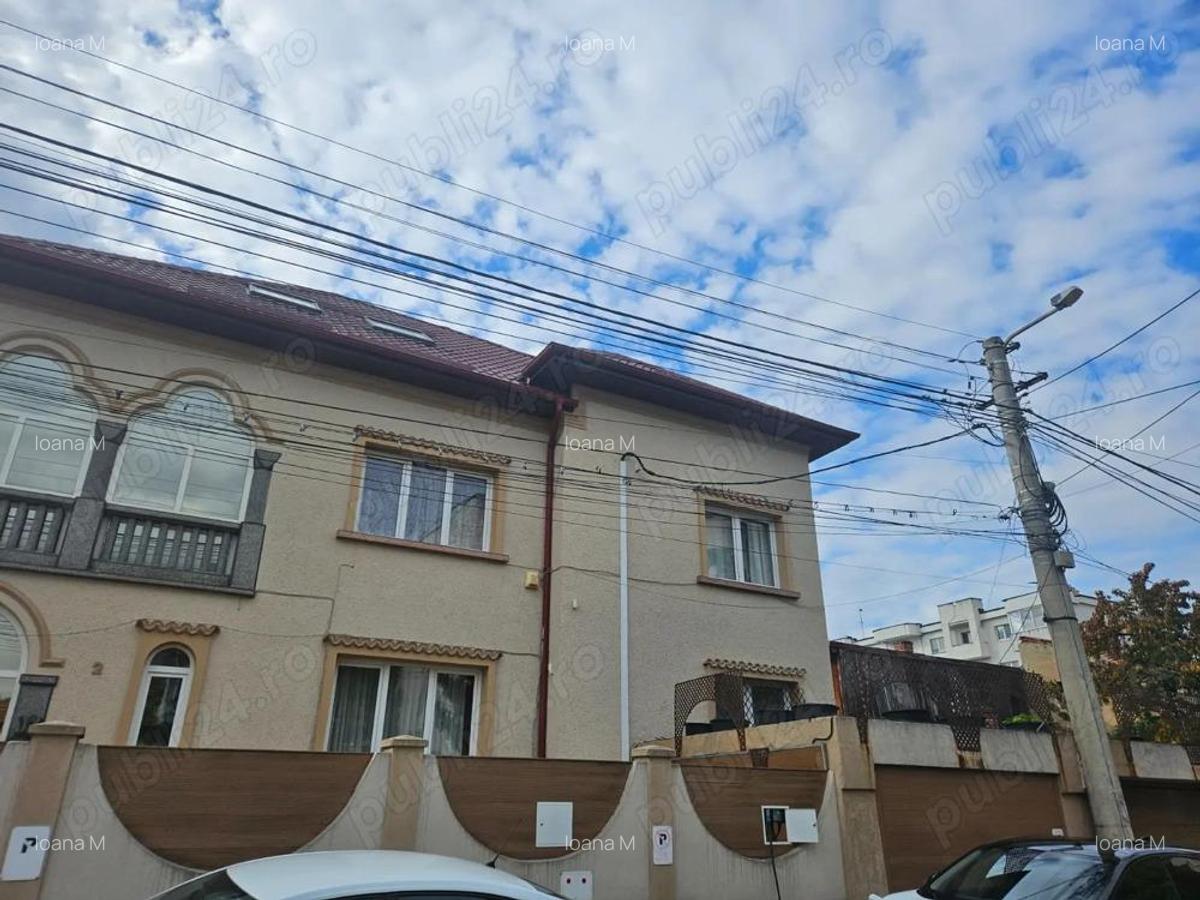 De inchiriat Cladire reprezentativa, pretabila pentru gradini?a, birouri sau centru educa?ional - 6 De inchiriat Cladire reprezentativa, pretabila pentru gradini?a, birouri sau centru educa?ional - 6